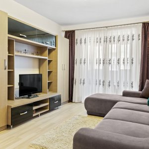 TINERETULUI RESIDENCE MILITARI , 2 CAMERE, 50 MP, LA CHEIE. 