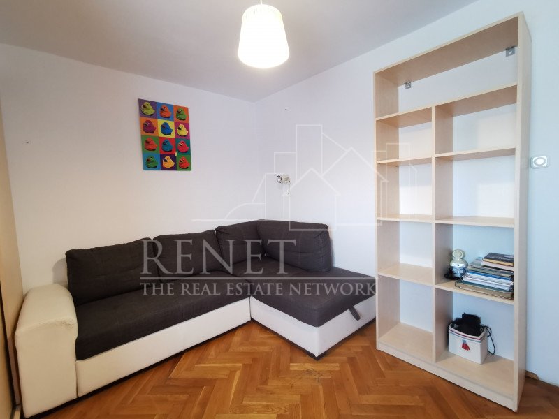 Apartament Central, bloc Casa Cartii
