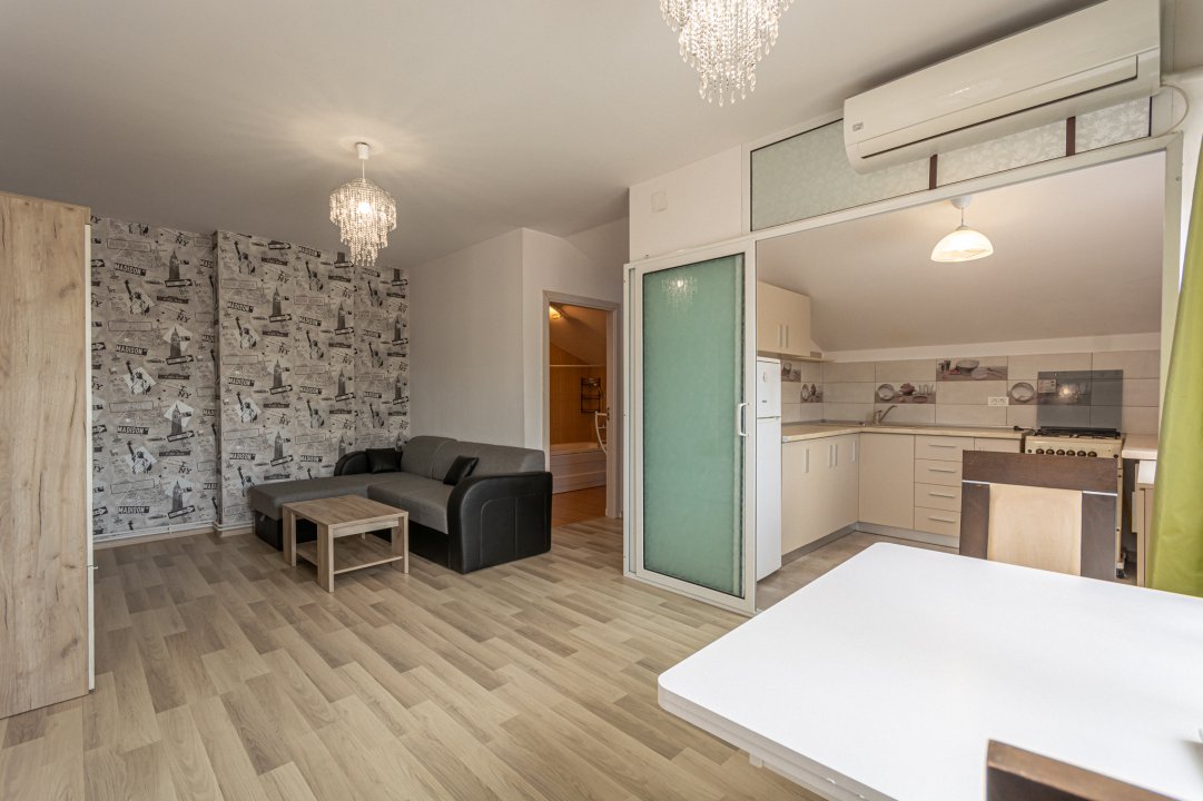  Bucurestii Noi - Chitila Apartament 3  cam la curte, + terasa