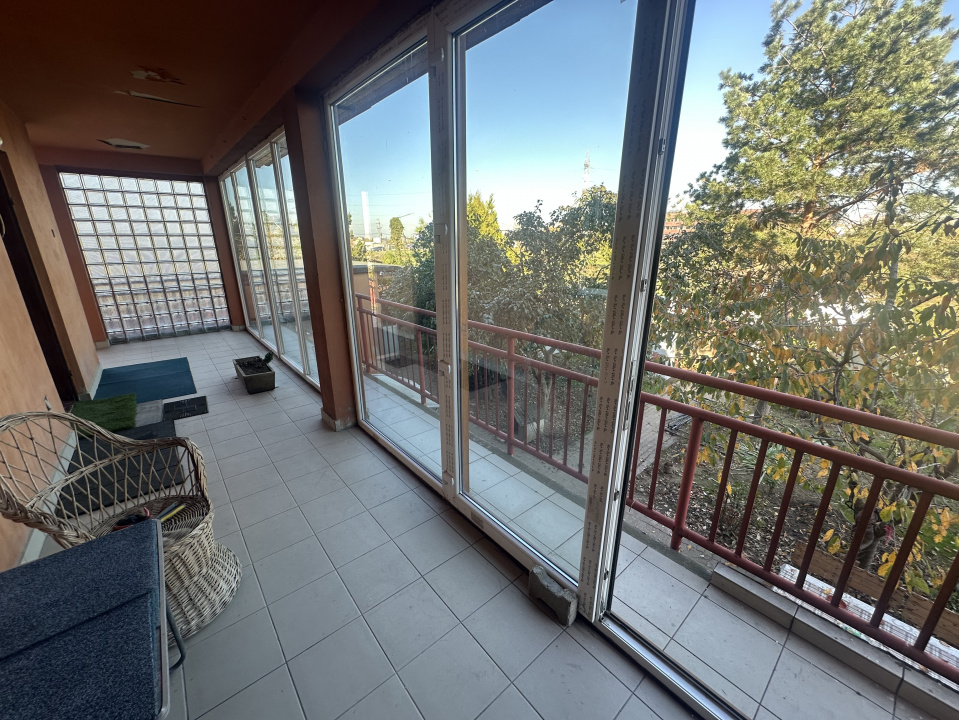 PANTELIMON APARTAMENT IN VILA 1E+M 230 MP TOTAL, CURTE 516 MP!