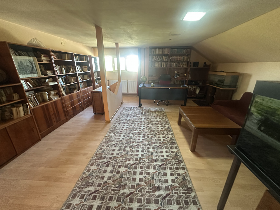 PANTELIMON APARTAMENT IN VILA 1E+M 230 MP TOTAL, CURTE 516 MP!