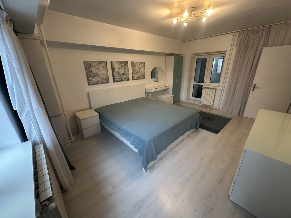 UNIRII-TRAIAN, 4 CAMERE LUX-130 MP, 4 balcoane!