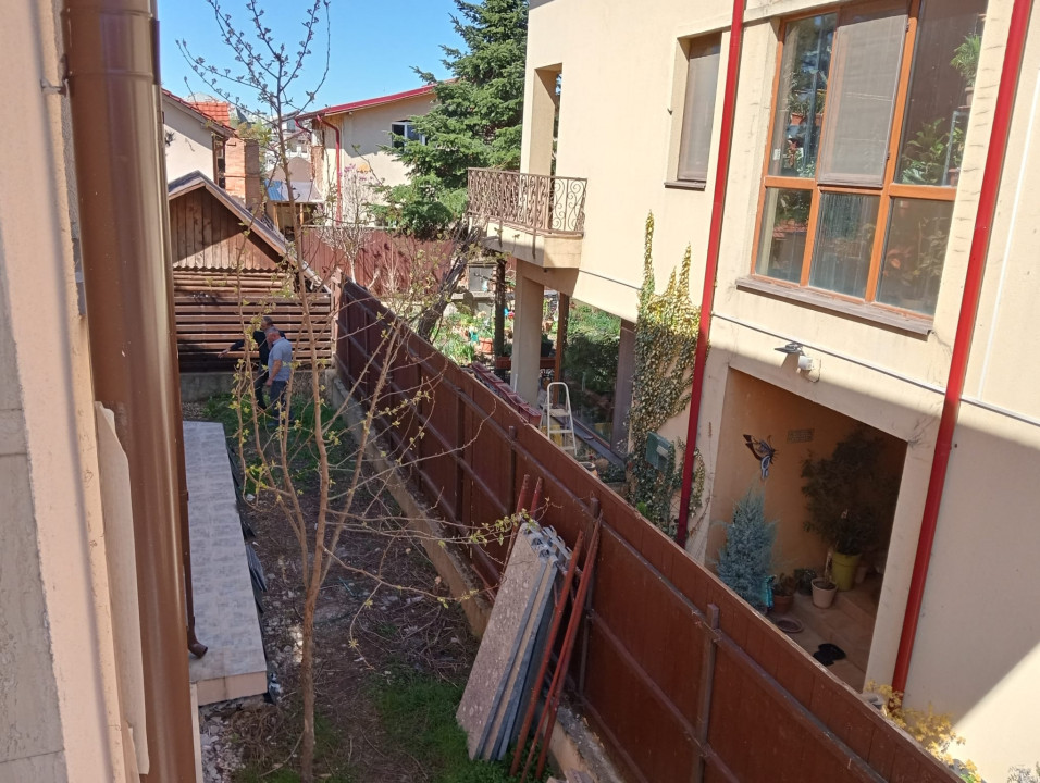 SUPER OCAZIE SE VINDE CASA IN ZONA FUNDENI 