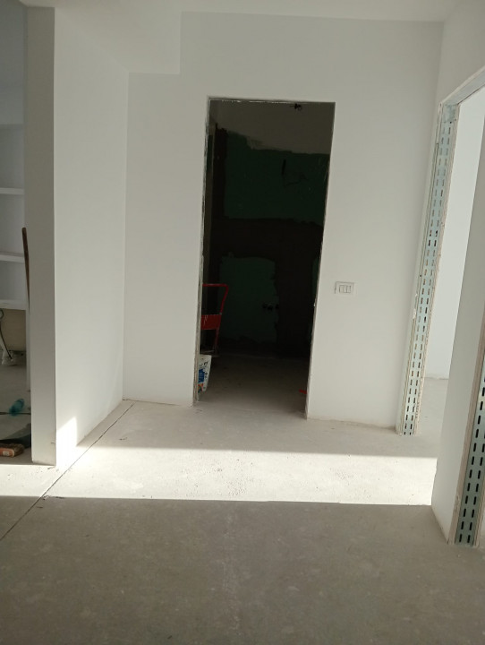 SUPER OCAZIE SE VINDE APARTAMENT 100mp utili + 100mp terasa IN ZONA ARMENEASCA