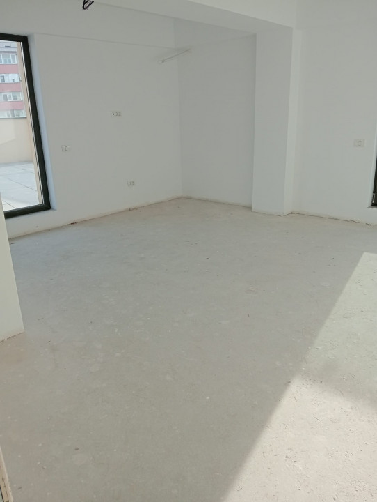 SUPER OCAZIE SE VINDE APARTAMENT 100mp utili + 100mp terasa IN ZONA ARMENEASCA