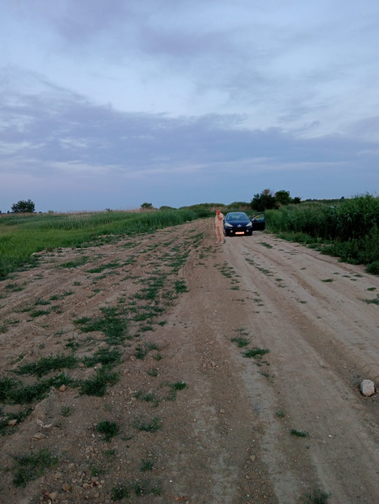 SUPER OCAZIE SE VINDE TEREN IN CREVEDIA-CIOCANESTI