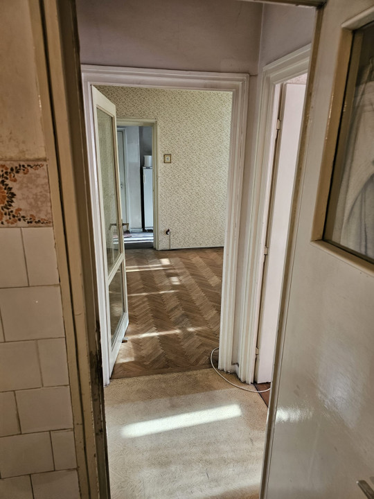 SUPER OFERTA SE VINDE APARTAMENT 2 CAMERE LANGA METROU OBOR 