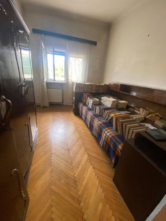 SE VINDE APARTAMENT SPATIOS 4 CAMERE 100MP IN ZONA PACHE PROTOPOPESCU-TRAIAN