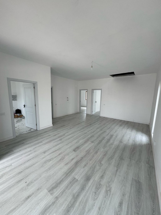 VILA NOUA DE VANZARE IN ZONA PANTELIMON DE LA DEZVOLTATOR