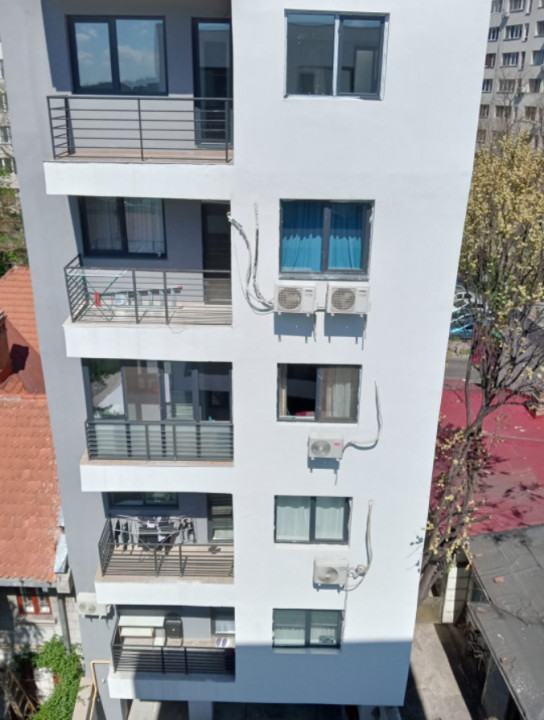 APARTAMENT 3 CAMERE SPATIOS IN ZONA MATEI VOIEVOD + LOC DE PARCARE INCLUS