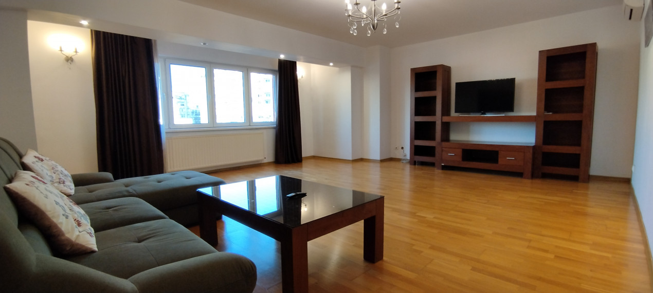 ALBA IULIA 3 CAMERE LUX 99 MP, PARCARE SUBTERANA!