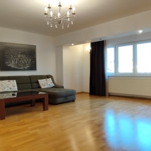 ALBA IULIA 3 CAMERE LUX 99 MP, PARCARE SUBTERANA!