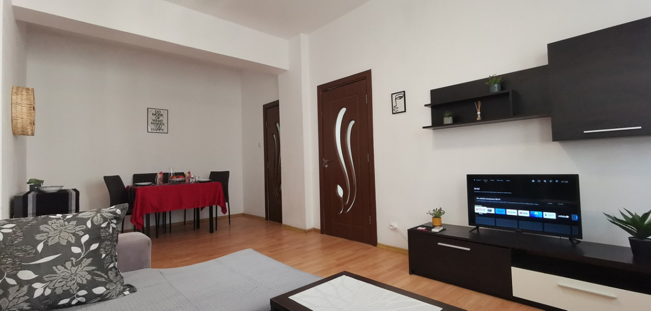 Apartament super luminos si linistit de inchiriat,  Magheru -Scala