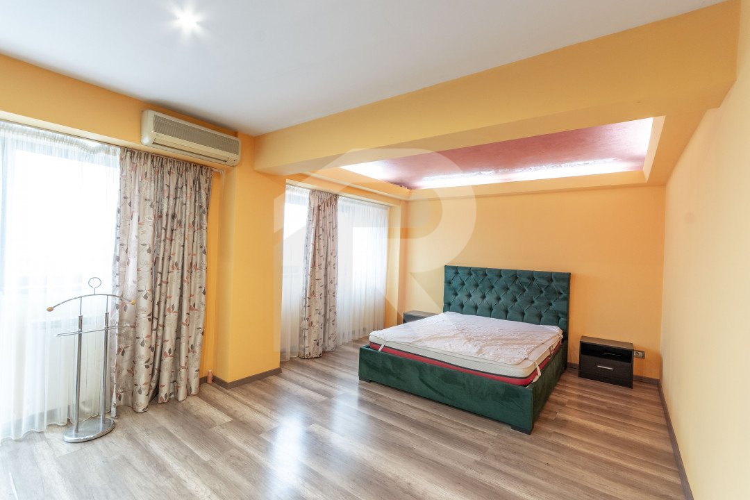 Apartament cu trei camere de inchiriat in piata Alba Iulia, comision 0