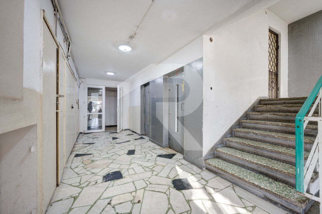 Garsoniera Turnu Măgurele etaj 6/9, mobilata-utilata, prima închiriere