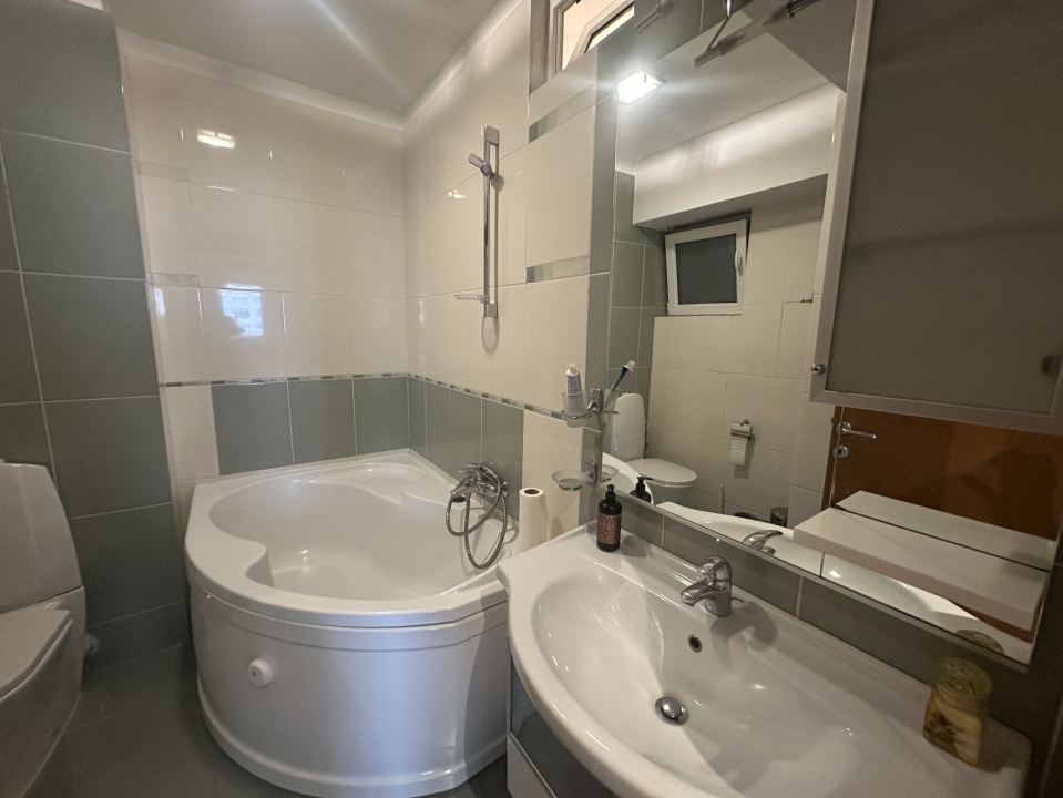 UNIRII-ALBA IULIA, 3 CAMERE, 99 MP, PARCARE SUBTERANA!