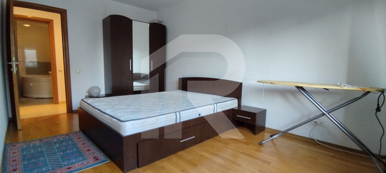 Apartament 3 camere 99mp+Parcare bd.Unirii-Piata Alba Iulia