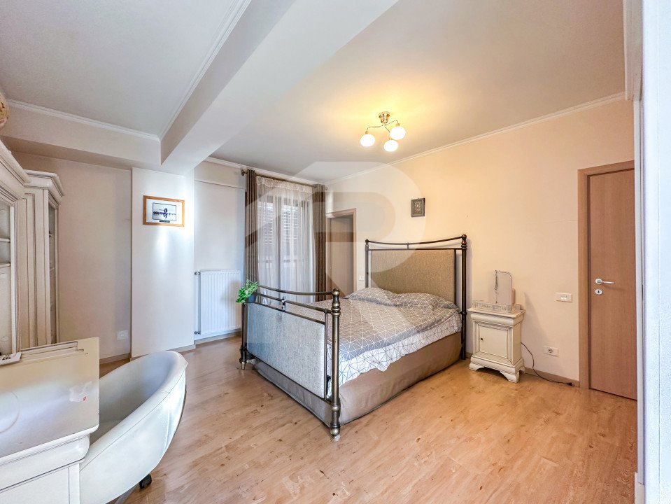 Metrou Jiului - apartament cu 3 camere și curte proprie + 2 parcări