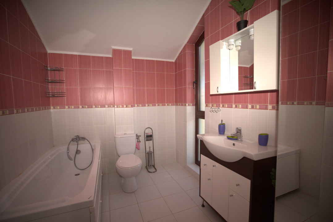 Casa cu Piscina Tamasi Corbeanca
