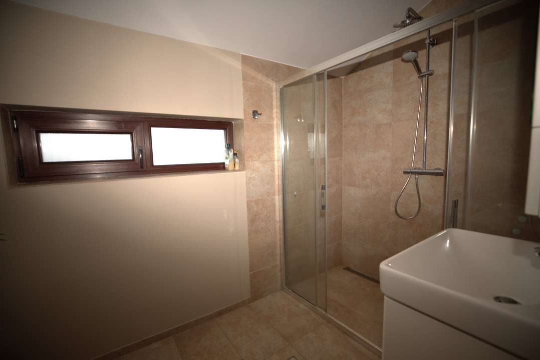 Casa cu Piscina Tamasi Corbeanca