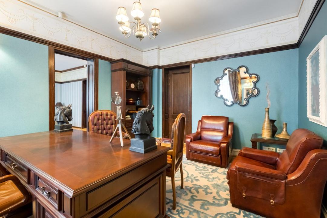 ARMENEASCA, APARTAMENT LUX-190 MP!