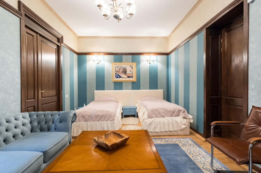 ARMENEASCA, APARTAMENT LUX-190 MP!