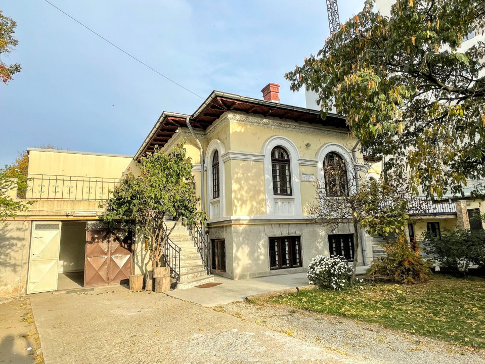 Vila curte individuala pentru birouri Timpuri Noi