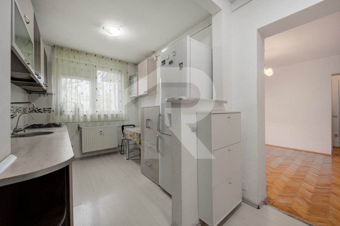 Apartament Titan, Liviu Rebreanu, Restaurant Alba