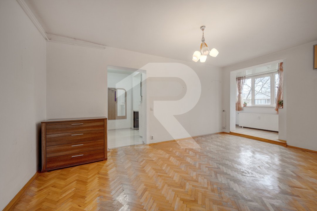 Apartament Titan, Liviu Rebreanu, Restaurant Alba