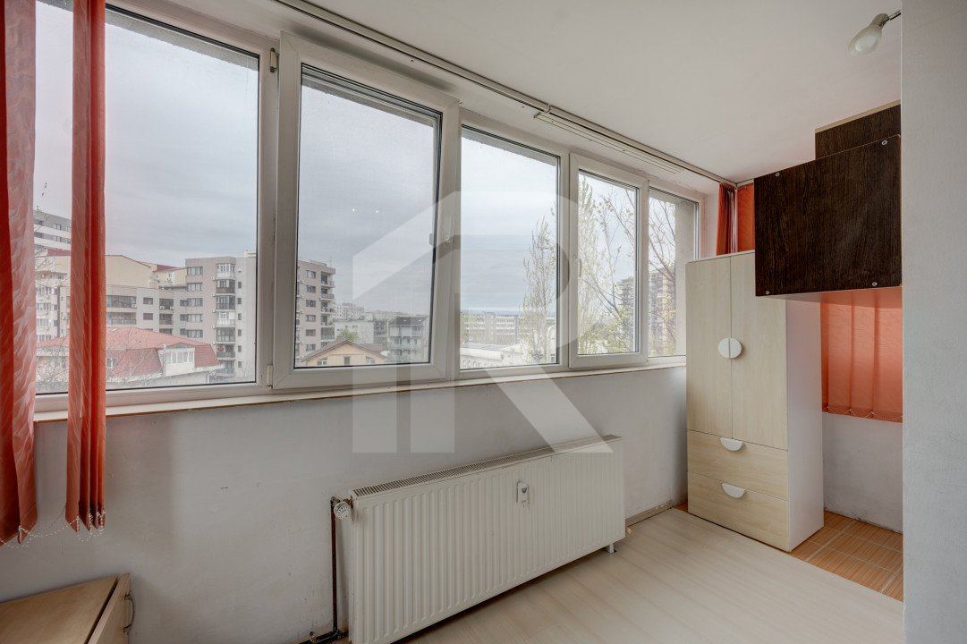 Apartament Titan, Liviu Rebreanu, Restaurant Alba