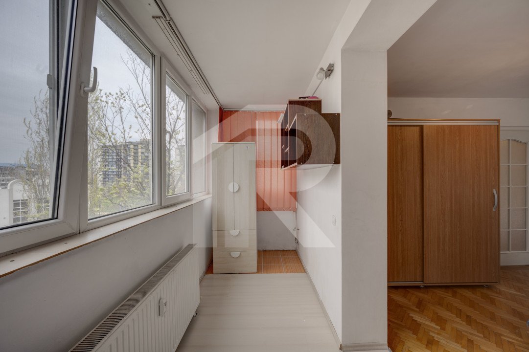 Apartament Titan, Liviu Rebreanu, Restaurant Alba