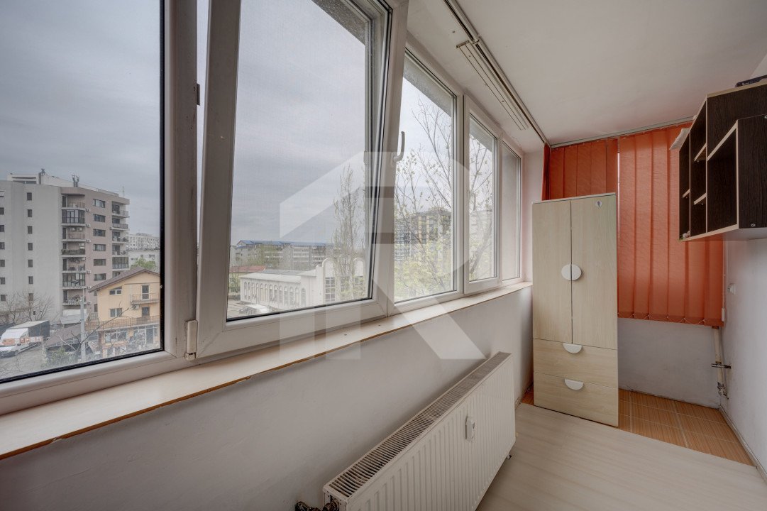 Apartament Titan, Liviu Rebreanu, Restaurant Alba
