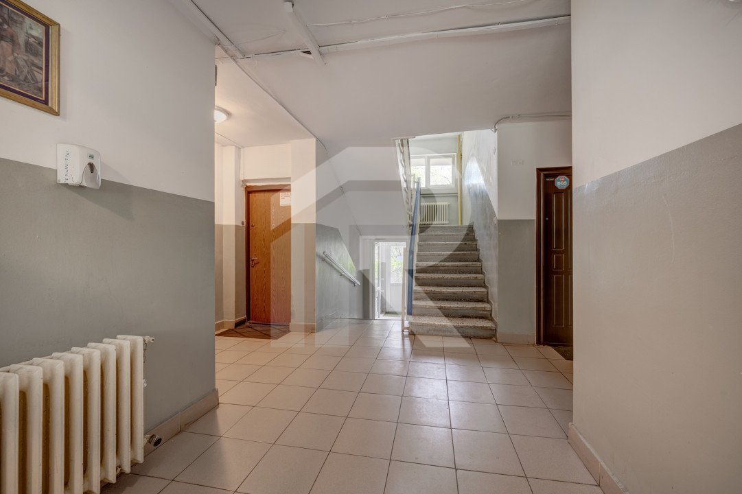 Apartament Titan, Liviu Rebreanu, Restaurant Alba