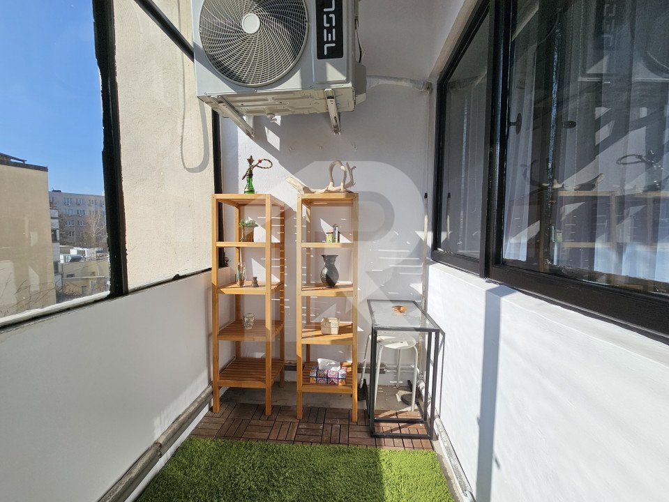 Apartament cochet cu 3 camere, la prima inchiriere , zona ultracentrala !