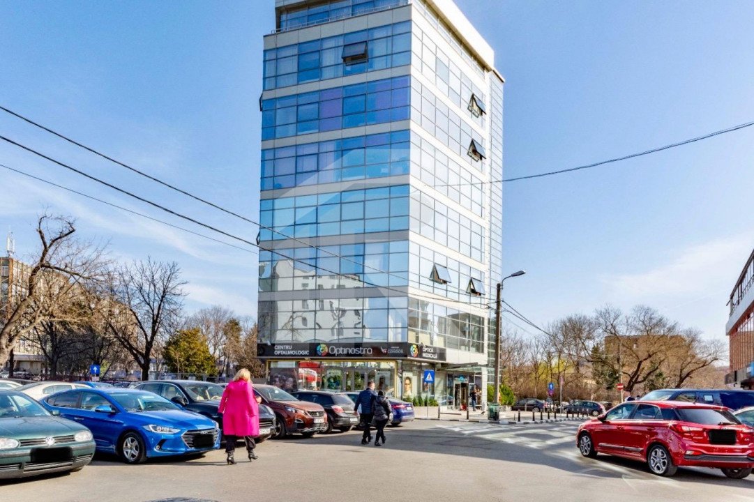 Spatiu de birouri | 30mp | Vitan Center | Acces terasa 80mp | Utilitati incluse