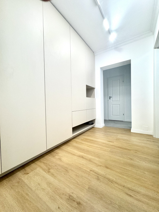 Apartament 3 Camere La Prima Inchiriere -Mosilor cu Eminescu