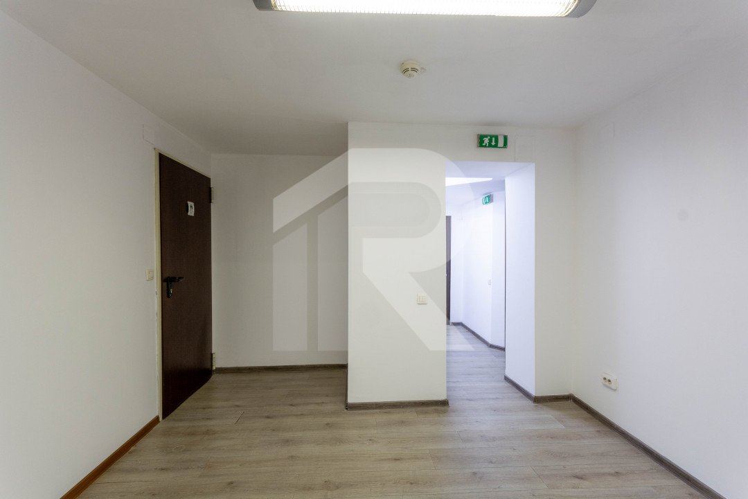 Spațiu subsol | Vitan Center | 108 mp | Utilitati incluse