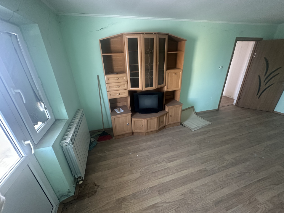 1 DECEMBRIE, 4 CAMERE 98 MP, LOT 22 MP PARCARE!