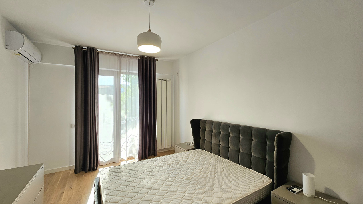 Apartament - terasa 200 mp- complet cu vedere libera si parcare