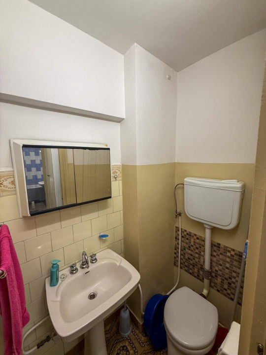 Apartament 4 Camere Piata Delfinului- Chisinau