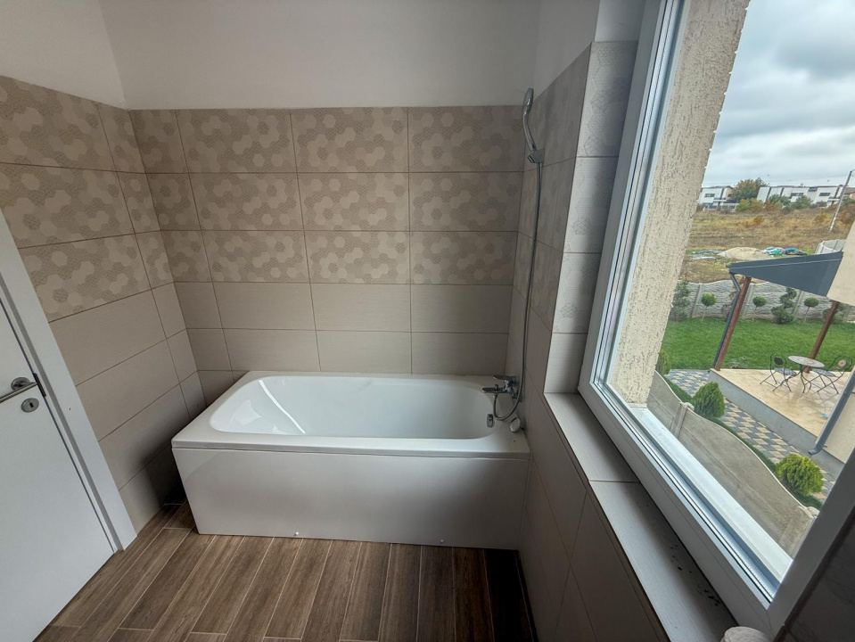 HAPPY HOME VILLAS BERCENI