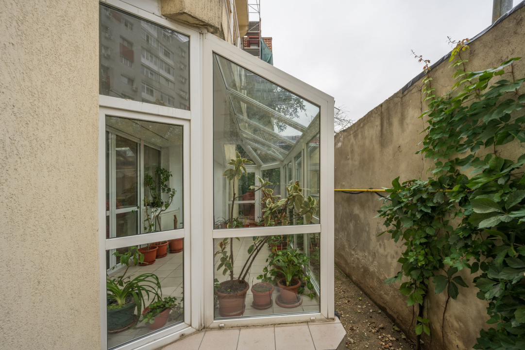 Vila de vanzare Domenii-Ion Mihalache