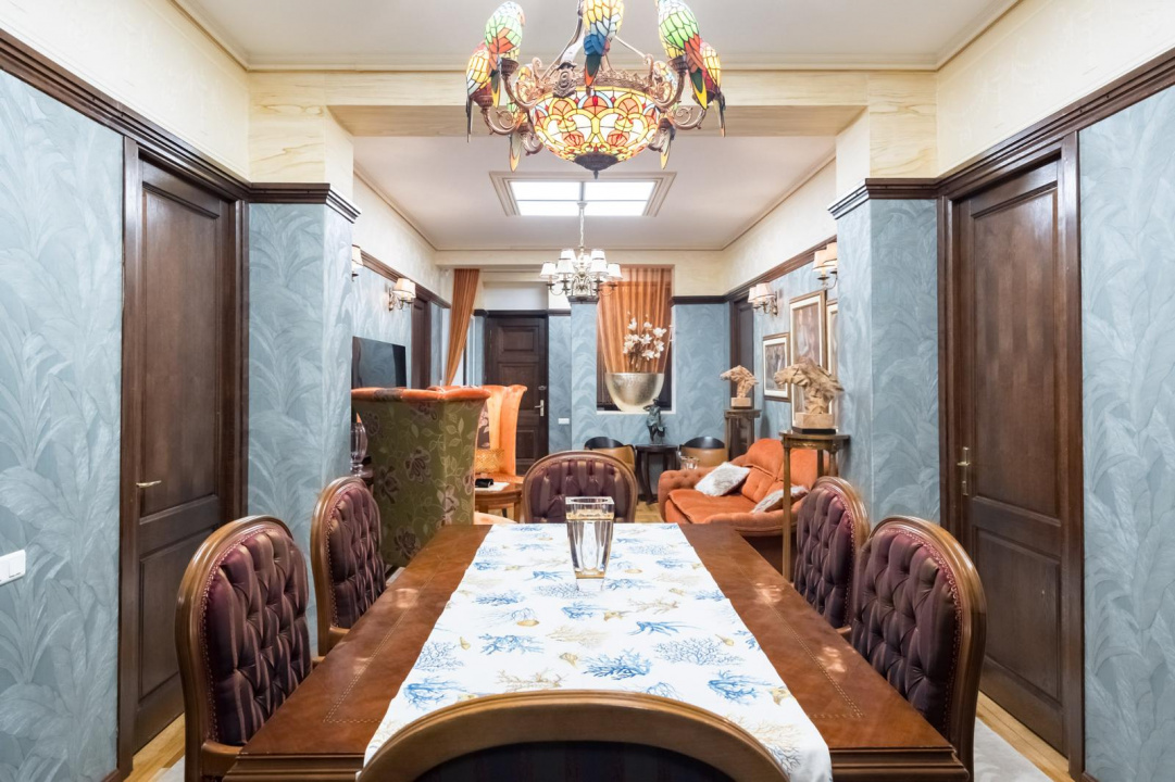 ARMENEASCA APARTAMENT 6 CAMERE 190 MP!