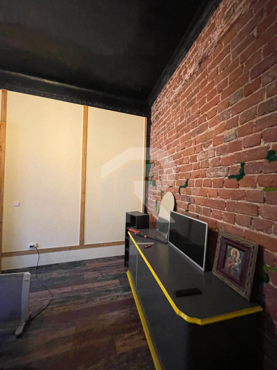 Apartament in vilă 3 camere, curte 40mp - Nerva Traian