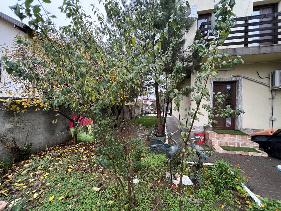 Vila de inchiriat Clinceni, 4 camere, 600 mp curte 