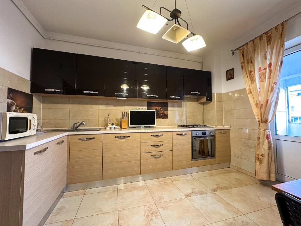 3 camere | 96 mp + 16 mp balcoane | Emil Garleanu | Gata de mutat