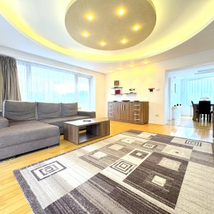 Apartament Spatios intr-o cladire cu Autorizatie ISU- 800 ml de Partie Ski