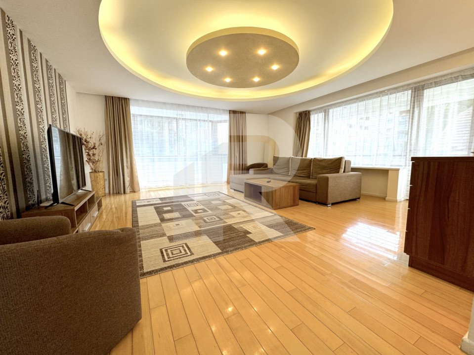 Apartament Spatios intr-o cladire cu Autorizatie ISU- 800 ml de Partie Ski