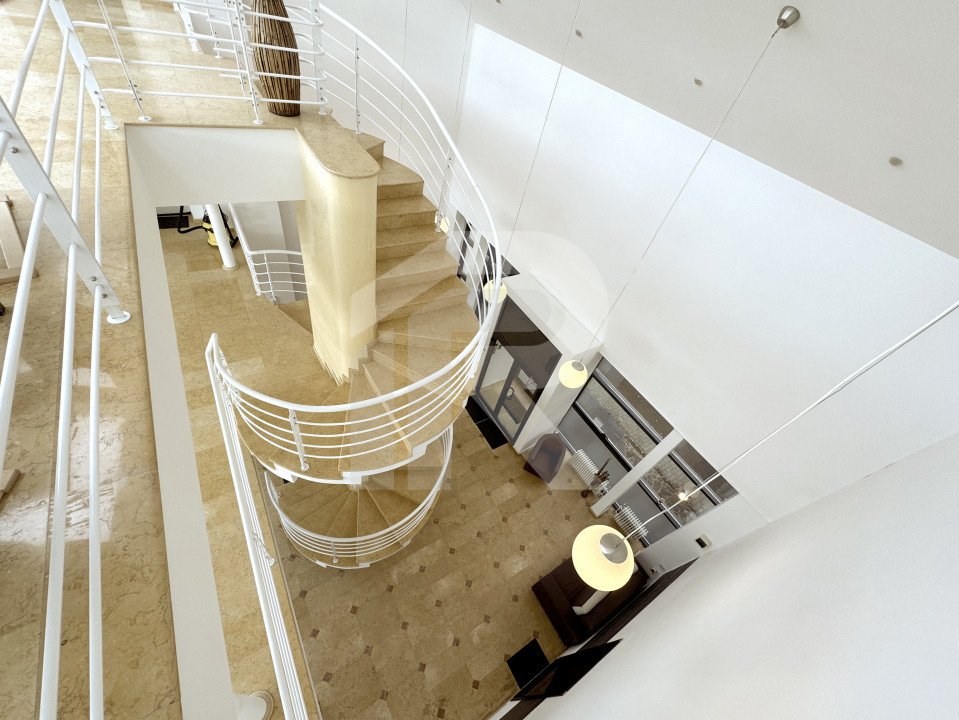 Apartament Spatios intr-o cladire cu Autorizatie ISU- 800 ml de Partie Ski