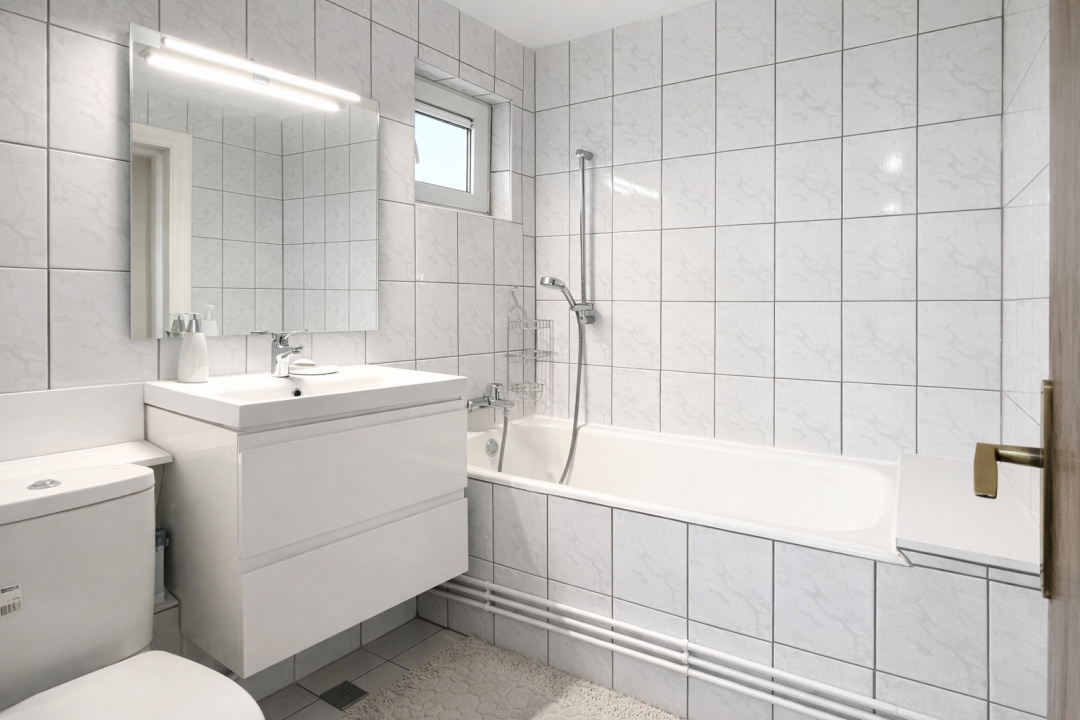 Apartament 3 camere cu Centrala proprie si Loc de parcare 